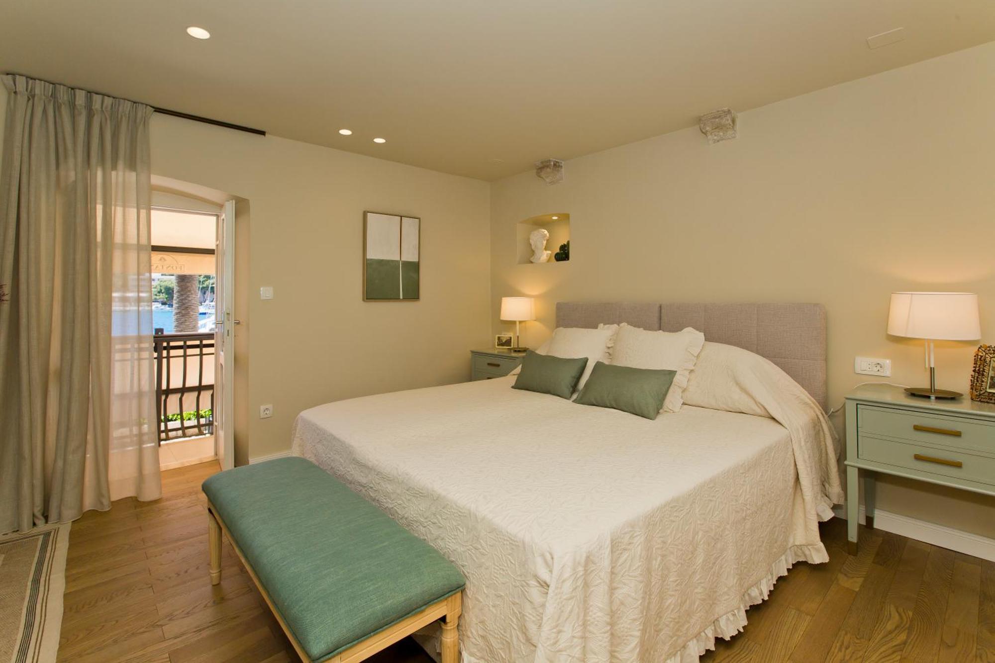 Riva Yacht Hvar Town Apartment Exterior photo