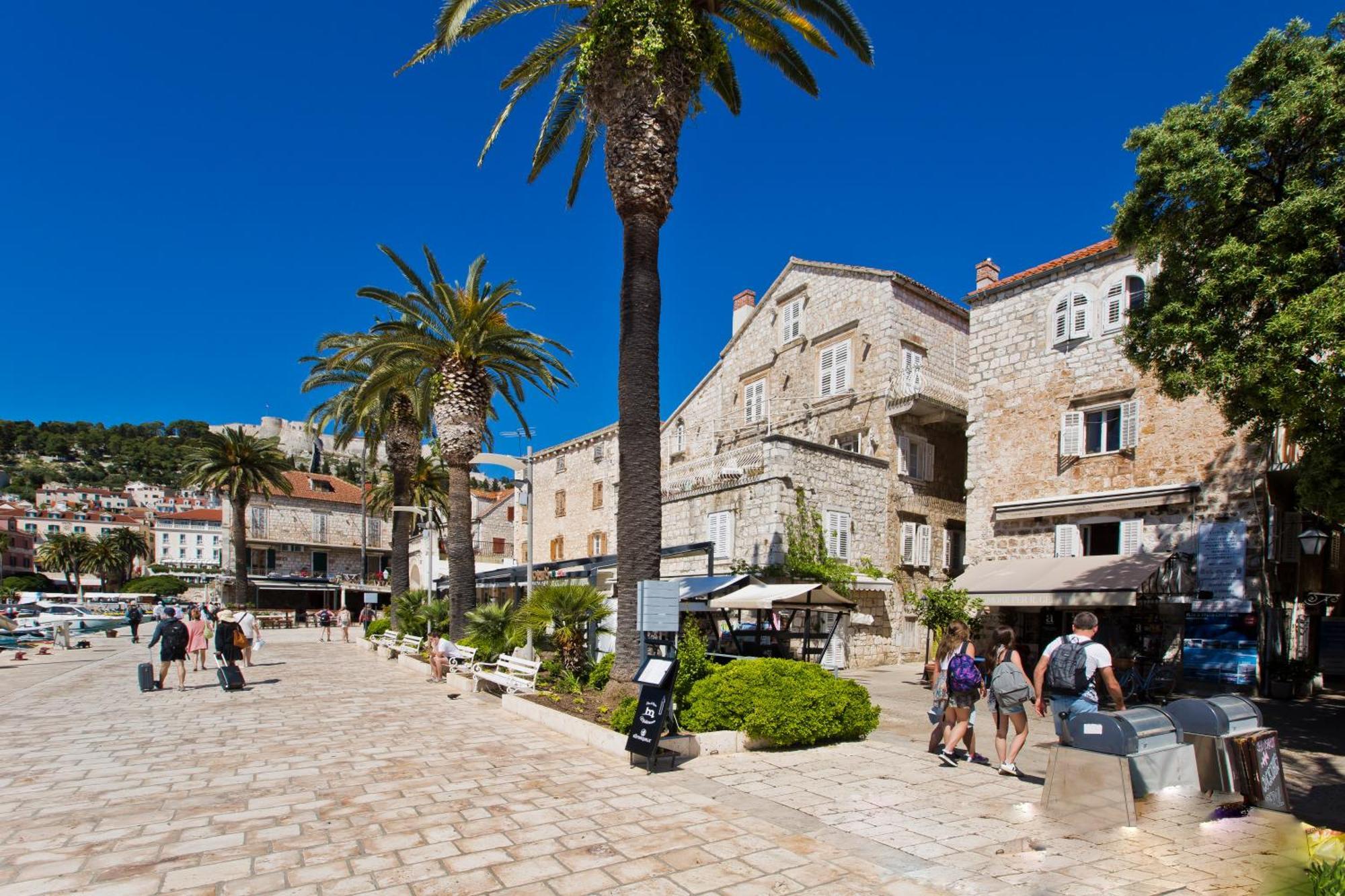 Riva Yacht Hvar Town Apartment Exterior photo