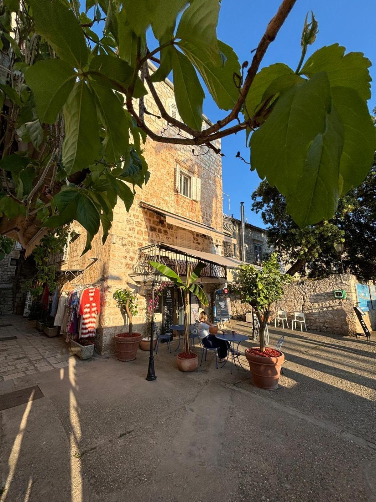 Riva Yacht Hvar Town Apartment Exterior photo
